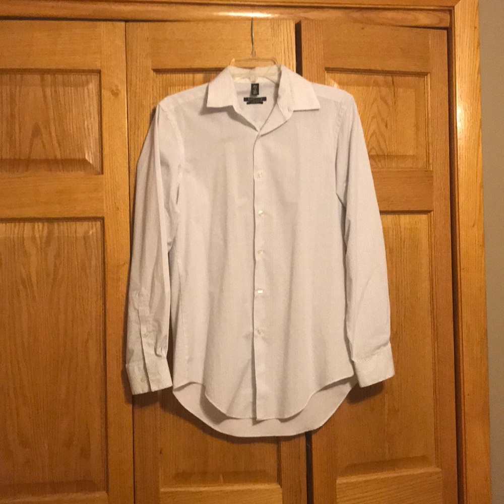 Van heusen slim fit young man shirt size small